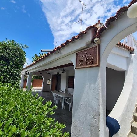 Το Κτήμα Της Ελιάς Του Τάκη Guest House Paralia Demonias Exterior photo
