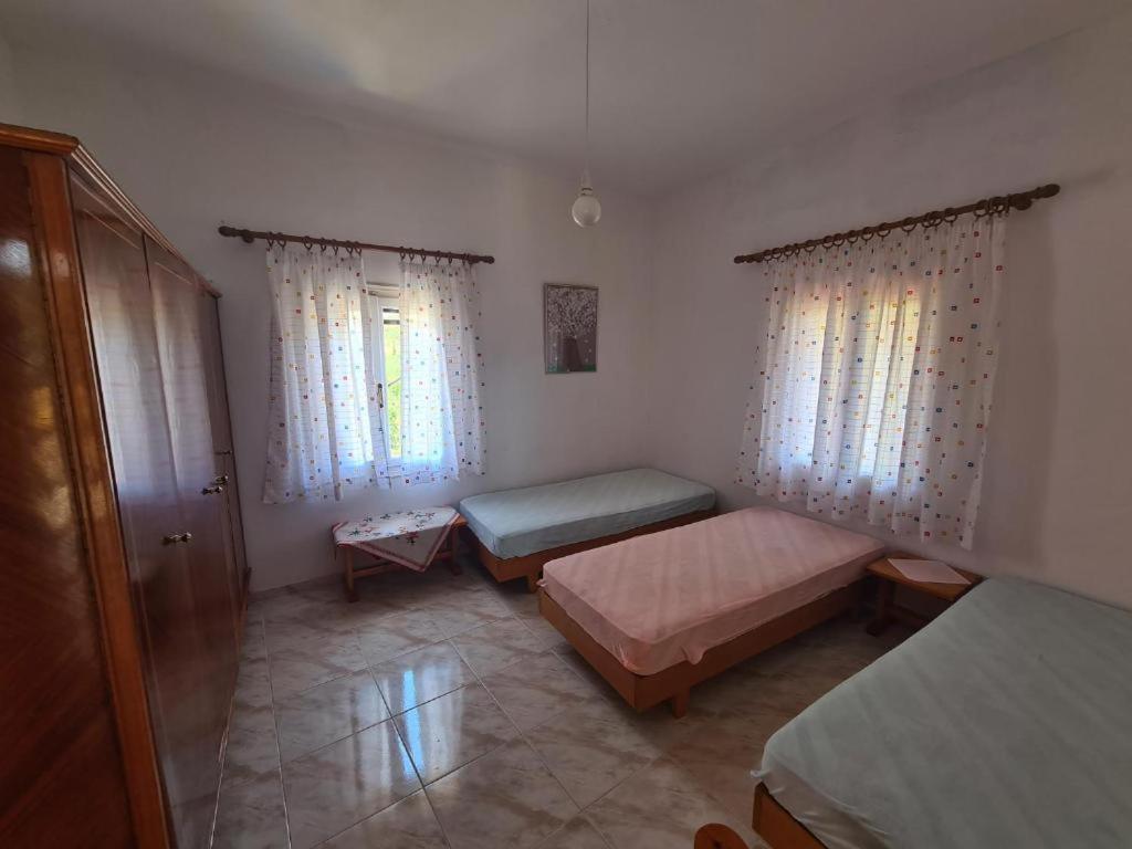Το Κτήμα Της Ελιάς Του Τάκη Guest House Paralia Demonias Exterior photo